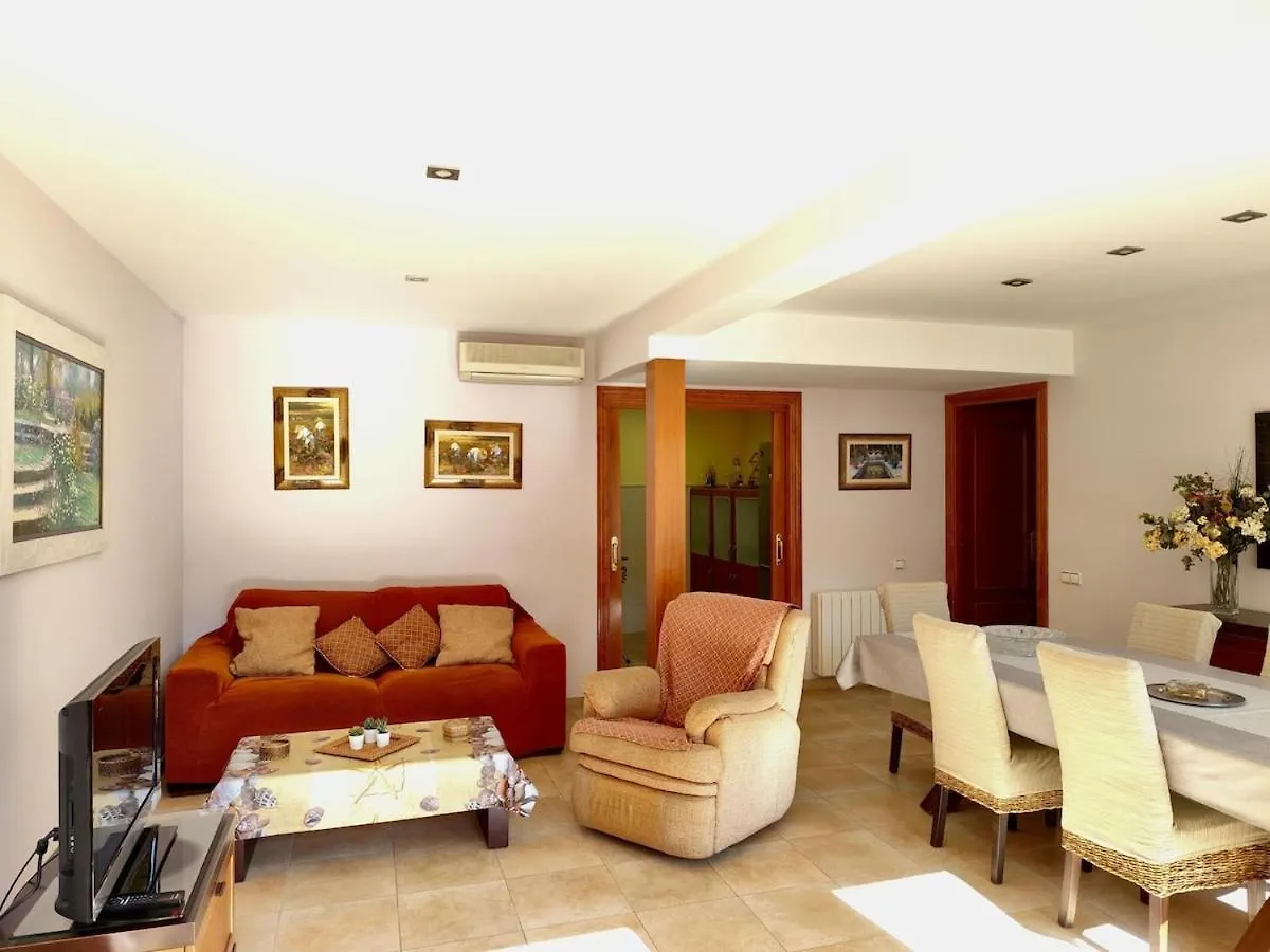 Large Floor With Communal Pool Tossa de Mar Spanien